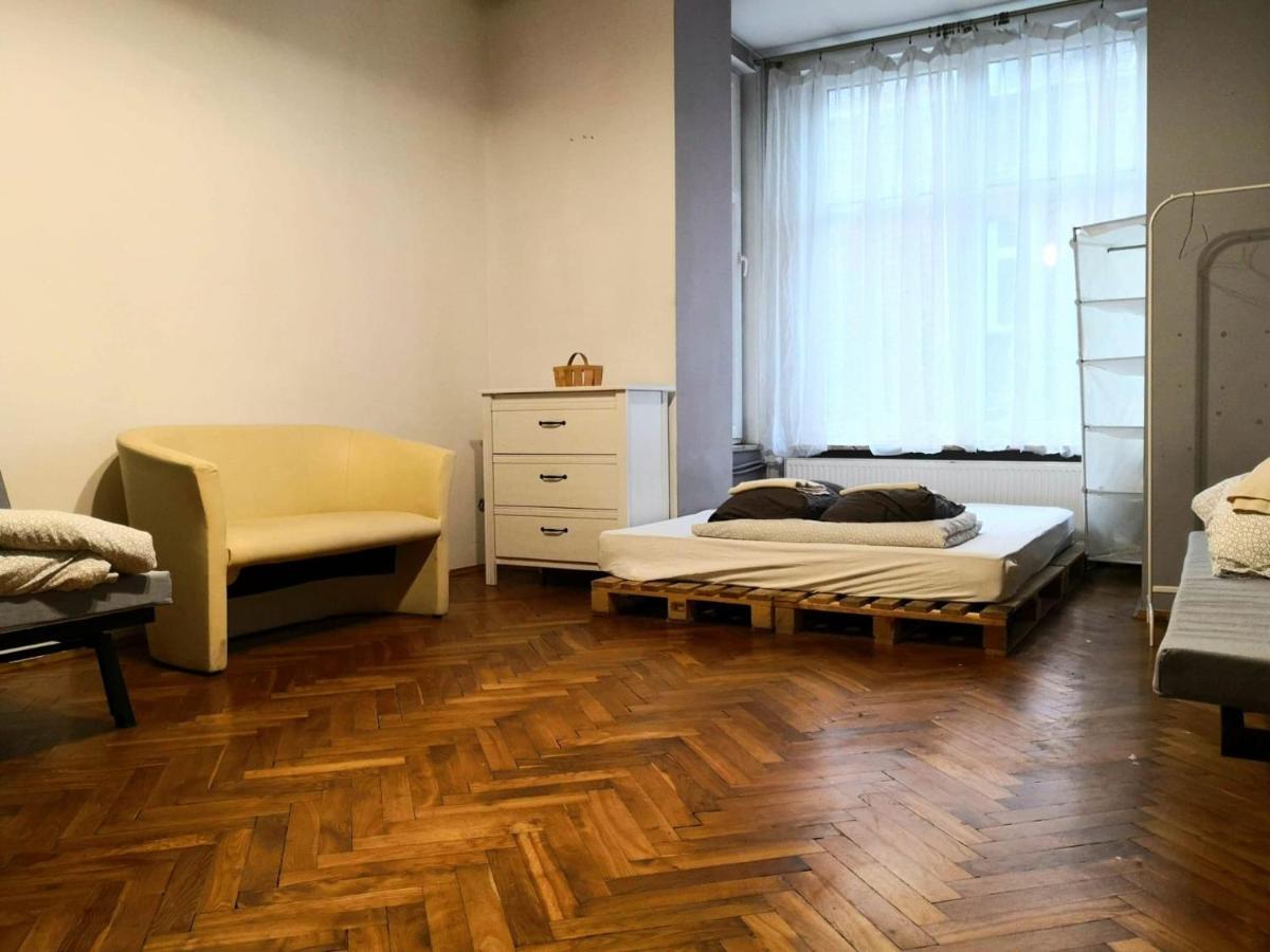Spacious Apartment Cracovia Esterno foto